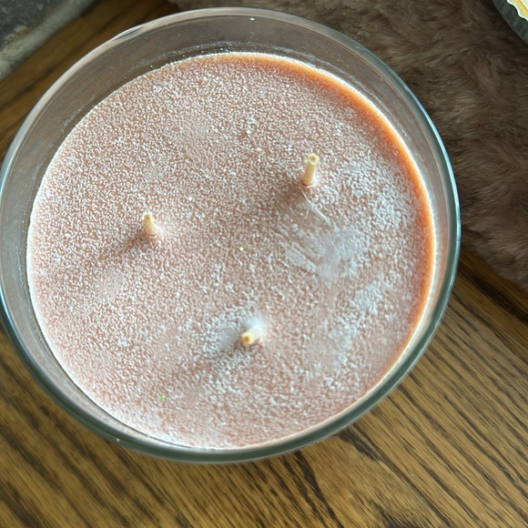 Retired Cinnamon Sugared Candle - Picture 2 of 2
